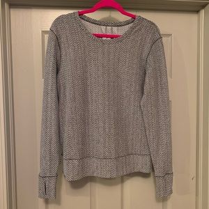 🍋LIKE NEW LULULEMON SWEATER🍋